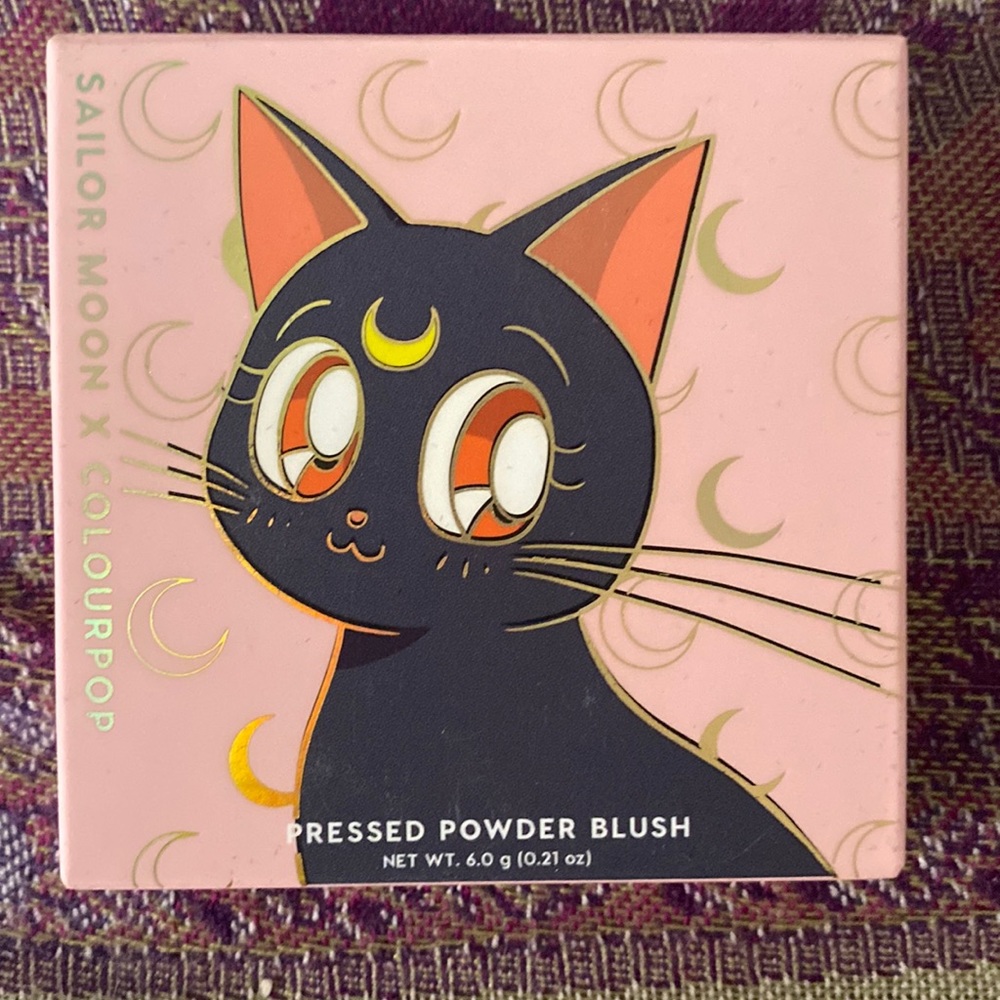 Sailor moon powder blush cats eye